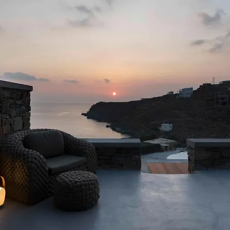 Phos Tinos Вилла Agios Romanos