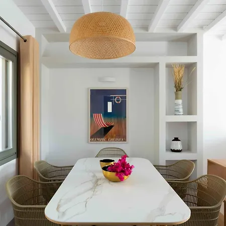Phos Tinos Villa *
