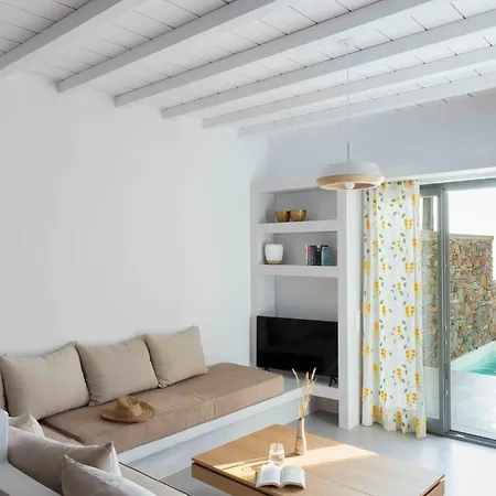 Phos Tinos Вилла Agios Romanos