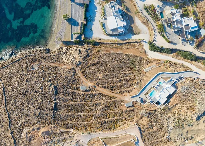 Phos Tinos فيلة *