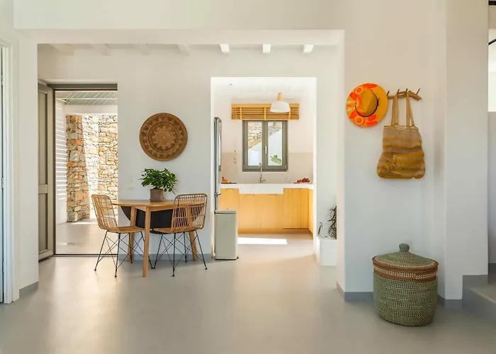 Phos Tinos * Agios Romanos