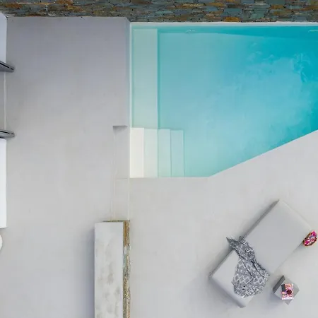 Phos Tinos Villa