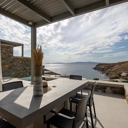 Phos Tinos Βίλα Άγιος Ρομανός