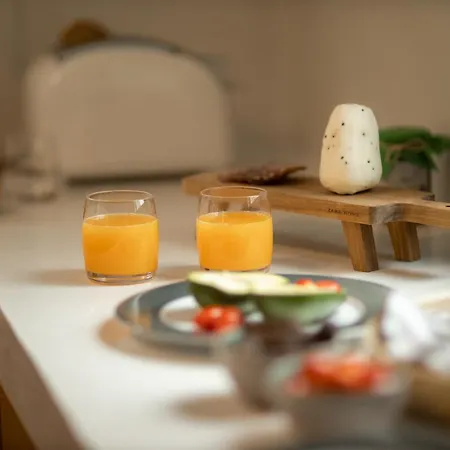 Phos Tinos * Άγιος Ρομανός