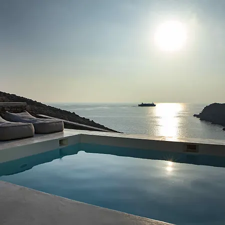 Phos Tinos