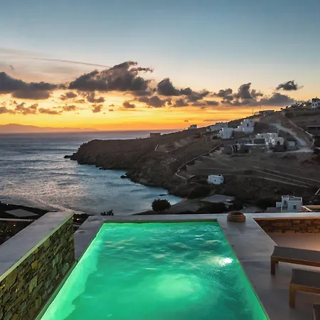 Phos Tinos Villa *